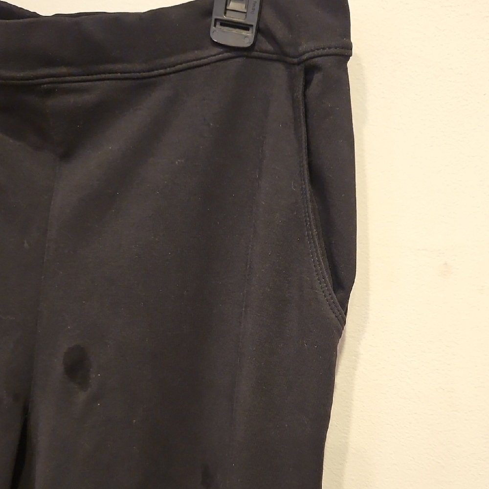 L.L. Bean Black Leggings - Picture 3 of 6